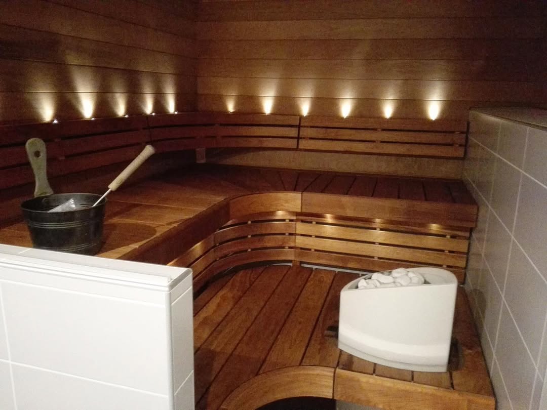 Sauna — Rakennus-Lauri referenssi